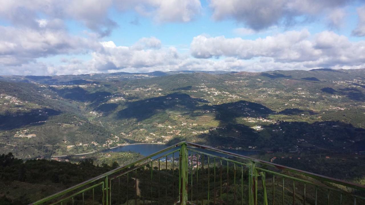 Vila Casa Loureiro - Vista Rio Douro Resende Exteriér fotografie